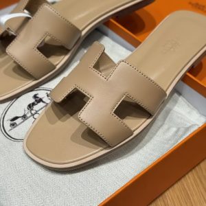 Hermes Oran Sandal Women Swift Calfskin Camel H202230Z D1380 - Image 11