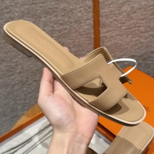 Alternative view of Hermes Oran Sandal Women Swift Calfskin Camel H202230Z D1380