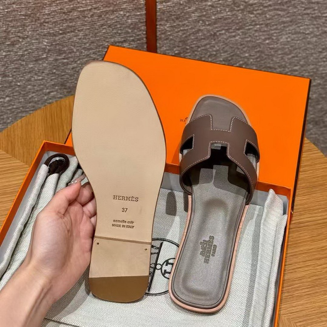 Hermes Oran Sandal Women Swift Calfskin Etoupe H202230Z X3360 - Image 12