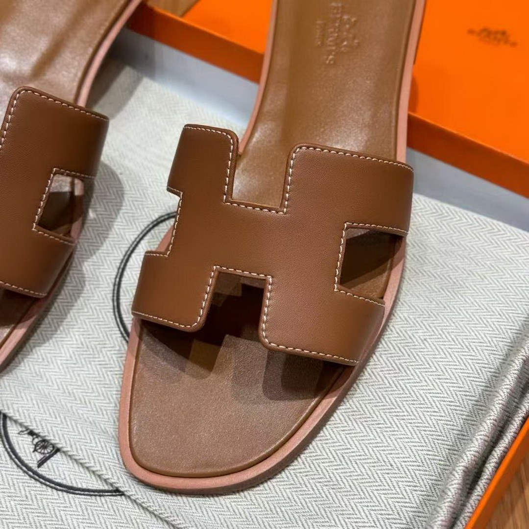 Hermes Oran Sandal Women Swift Calfskin Gold H021056Z 03340 - Image 9