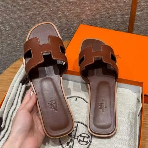 Hermes Oran Sandal Women Swift Calfskin Rouge Sellier - Image 11