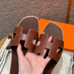 Hermes Oran Sandal Women Swift Calfskin Rouge Sellier - Image 8