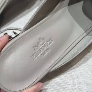 Hermes Oz Mule Women Calfskin Sliver Kelly Buckle Beige Nomade H232120Z 32365 - Image 3