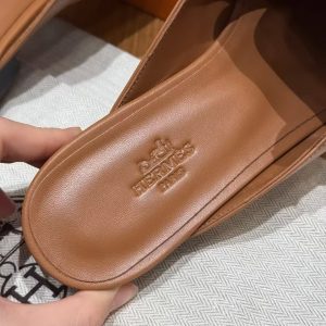 Hermes Oz Mule Women Calfskin Sliver Kelly Buckle Naturel H211157Z A3340 - Image 9