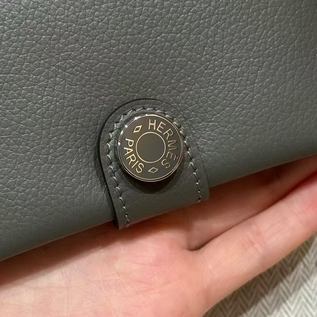 Hermes R.M.S. Card Holder Handmade In Evecolor Calfskin Leather Enamel Fittings Hardware 0L Gris Meyer - Image 12