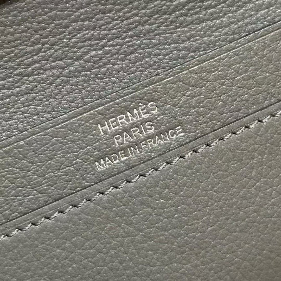 Hermes R.M.S. Card Holder Handmade In Evecolor Calfskin Leather Enamel Fittings Hardware 0L Gris Meyer - Image 7