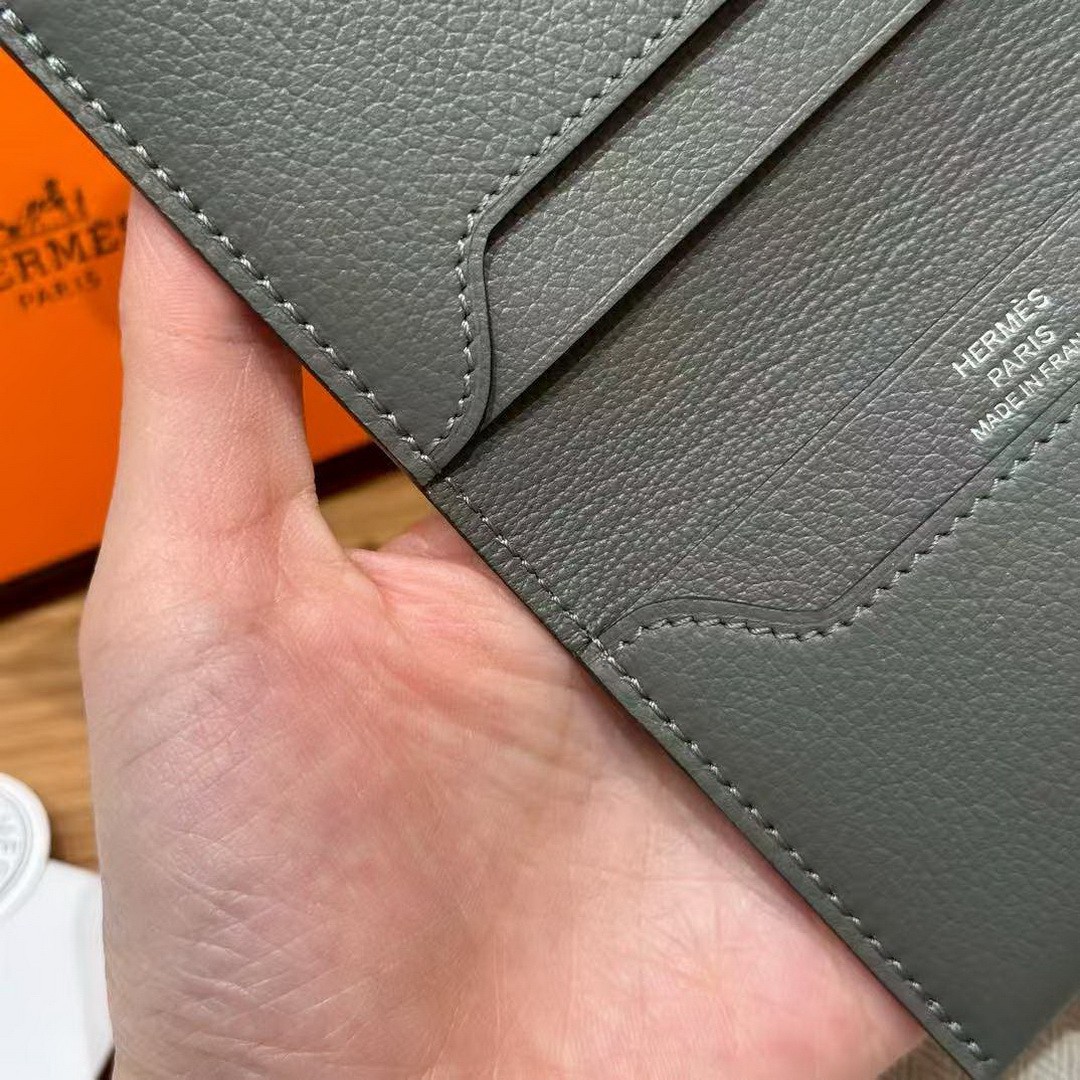 Hermes R.M.S. Card Holder Handmade In Evecolor Calfskin Leather Enamel Fittings Hardware 0L Gris Meyer - Image 5
