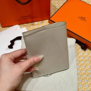 Hermes R.M.S. Passport Holder Handmade In Evecolor Calfskin Leather Enamel Fittings Hardware 10 Craie - Image 9