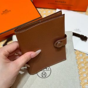 Hermes R.M.S. Passport Holder Handmade In Evecolor Calfskin Leather Enamel Fittings Hardware 37 Gold - Image 10