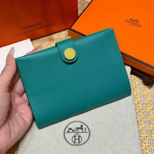 Hermes R.M.S. Passport Holder Handmade In Evecolor Calfskin Leather Enamel Fittings Hardware 6w Menthe