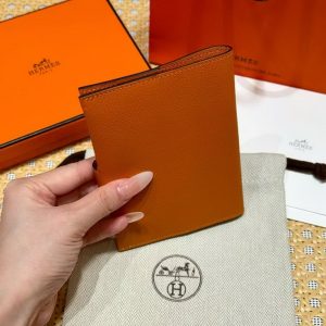 Hermes R.M.S. Passport Holder Handmade In Evecolor Calfskin Leather Enamel Fittings Hardware 93 Orange - Image 8