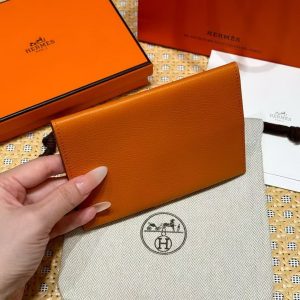Hermes R.M.S. Passport Holder Handmade In Evecolor Calfskin Leather Enamel Fittings Hardware 93 Orange - Image 6
