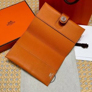 Hermes R.M.S. Passport Holder Handmade In Evecolor Calfskin Leather Enamel Fittings Hardware 93 Orange - Image 5