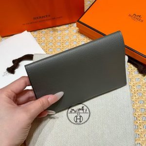 Hermes R.M.S Passport Holder Handmade In Evecolor Calfskin Leather Enamel Fittings Hardware 0L Gris Meyer - Image 7