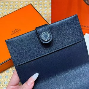 Hermes R.M.S. Passport Holder Handmade In Evecolor Calfskin Leather Enamel Fittings Hardware 2z Blue Nuit - Image 5