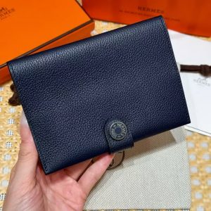 Hermes R.M.S. Passport Holder Handmade In Evecolor Calfskin Leather Enamel Fittings Hardware 2z Blue Nuit - Image 3