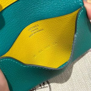 Hermes R.M.S. Card Holder Handmade In Evecolor Calfskin Leather Enamel Fittings Hardware 6u Vert D'Eau 9o Jaune De Naples - Image 7