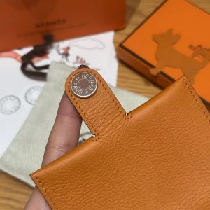 Hermes R.M.S. Card Holder Handmade In Evecolor Calfskin Leather Enamel Fittings Hardware i9 Apricot 37 Gold - Image 6