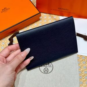 Hermes R.M.S. Passport Holder Handmade In Evecolor Calfskin Leather Enamel Fittings Hardware 2z Blue Nuit - Image 7
