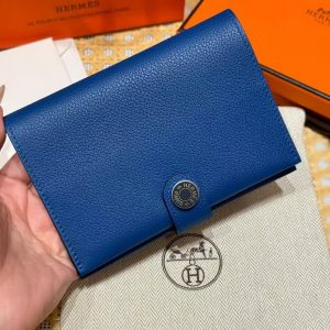 Hermes R.M.S. Passport Holder Handmade In Evecolor Calfskin Leather Enamel Fittings Hardware 71 Bleu France - Image 3