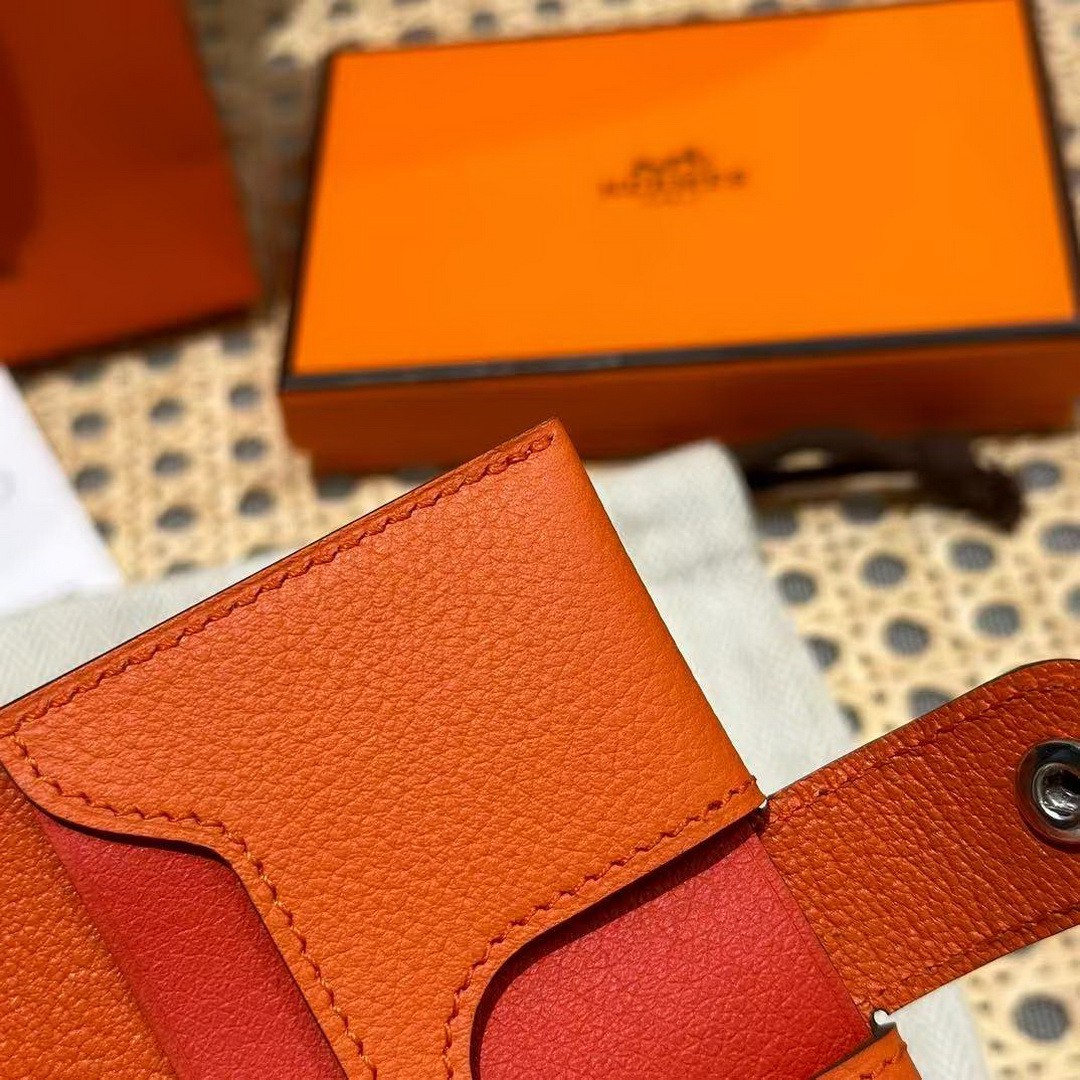 Hermes R.M.S. Card Holder Handmade In Evecolor Calfskin Leather Enamel Fittings Hardware 93 Orange 9J Feu Orange - Image 3