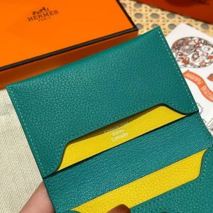 Hermes R.M.S. Card Holder Handmade In Evecolor Calfskin Leather Enamel Fittings Hardware 6u Vert D'Eau 9o Jaune De Naples - Image 4