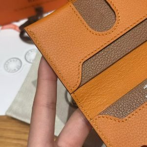 Hermes R.M.S. Card Holder Handmade In Evecolor Calfskin Leather Enamel Fittings Hardware i9 Apricot 37 Gold - Image 4