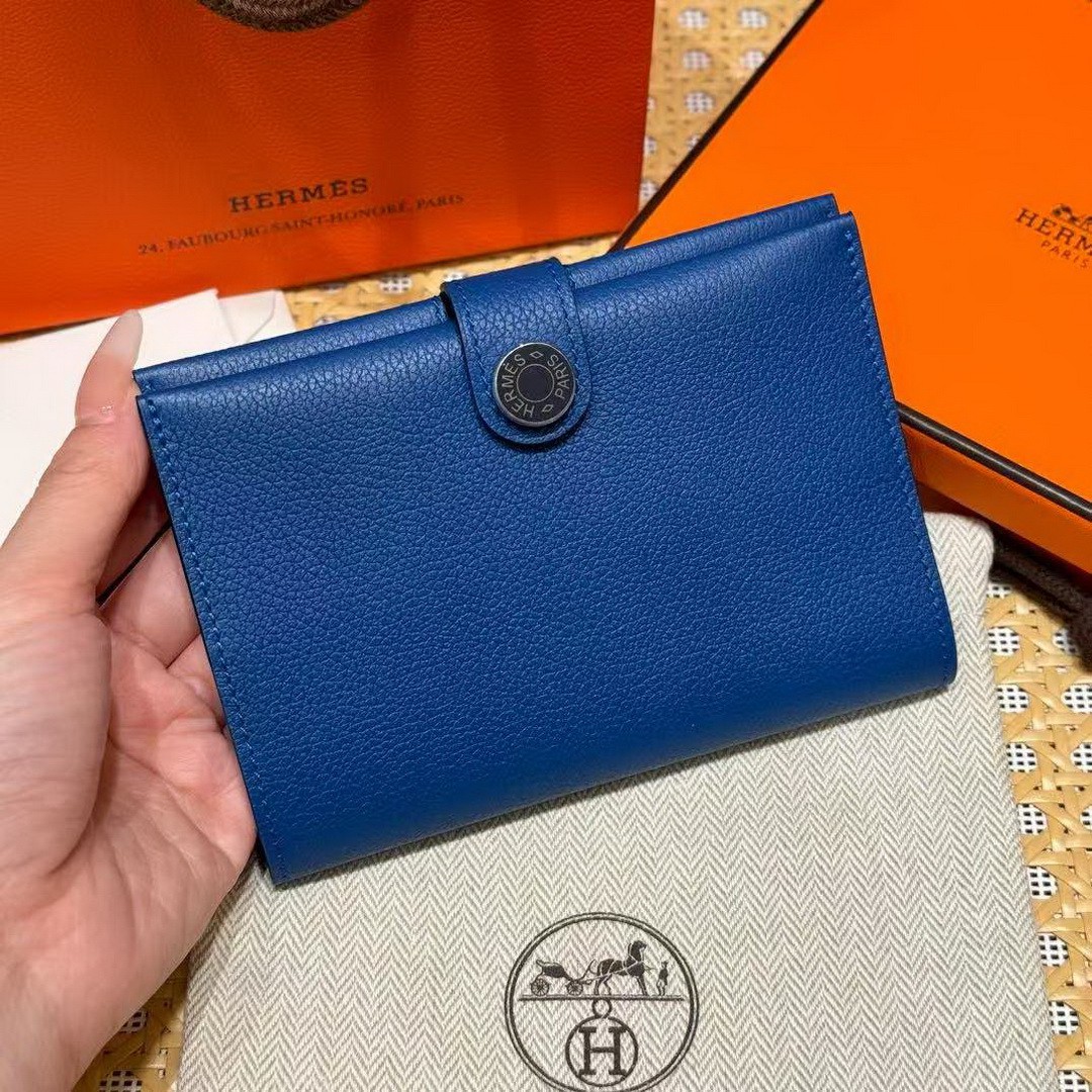 Hermes R.M.S. Passport Holder Handmade In Evecolor Calfskin Leather Enamel Fittings Hardware 71 Bleu France
