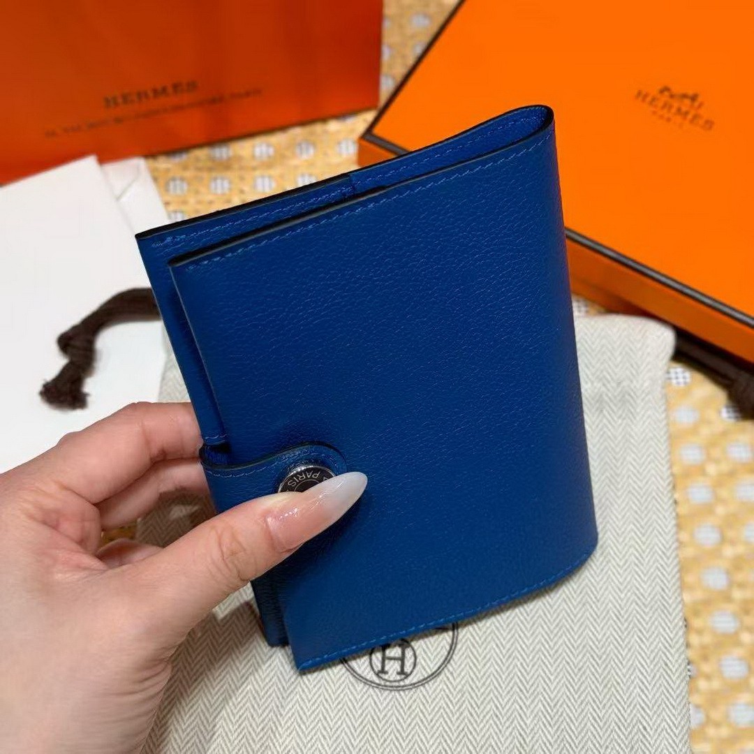 Hermes R.M.S. Passport Holder Handmade In Evecolor Calfskin Leather Enamel Fittings Hardware 71 Bleu France - Image 9