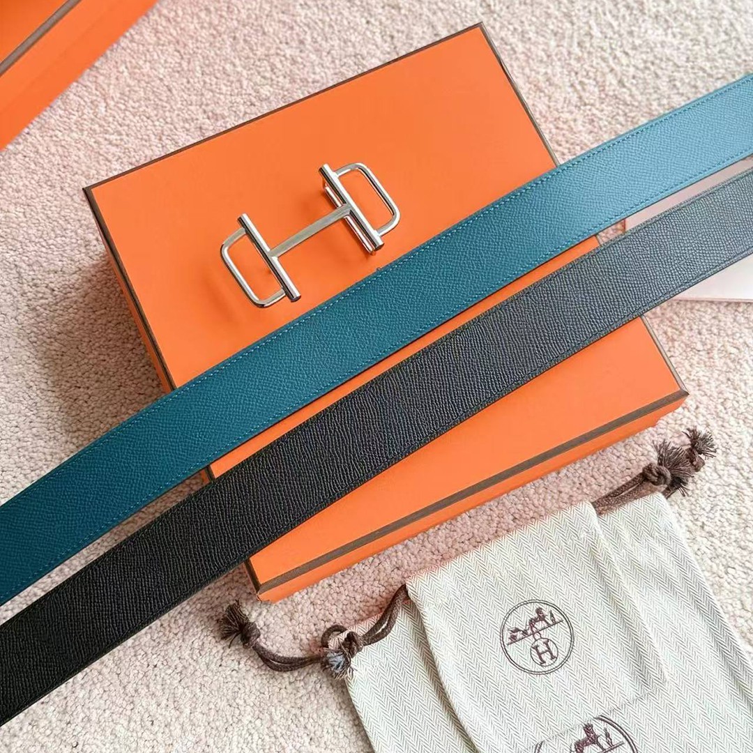 Hermes Royal Belt Buckle & Reversible Leather Strap 38 mm Epsom Calfskin Palladium Buckle Silver Bleu De Prusse Noir - Image 2