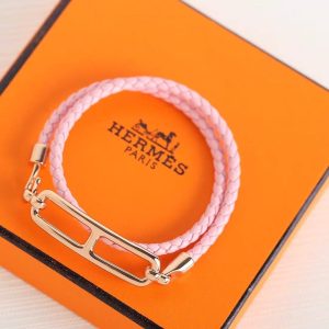 Alternative view of Hermes Roulis Double Tour Bracelet Silver Swift Calfskin and Metal Mauve Sylvestre H071727FPX9T1