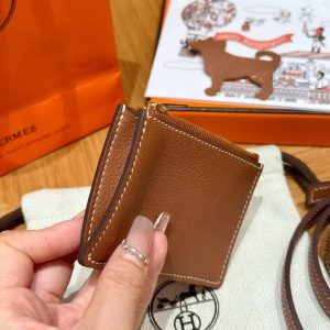Hermes Roulis Slim Wallet Handmade In Evercolor Calfskin Leather Gold Hardware 37 Gold H082053CP37 - Image 12