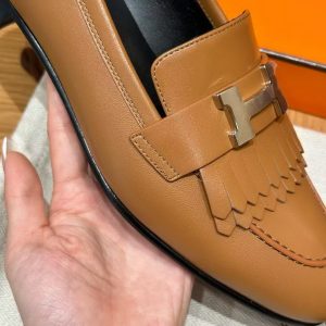 Hermes Royal Loafer Women Goatskin Sliver Buckle Naturel - Image 12