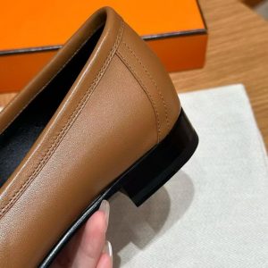 Hermes Royal Loafer Women Goatskin Sliver Buckle Naturel - Image 10
