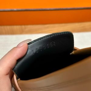 Hermes Royal Loafer Women Goatskin Sliver Buckle Naturel - Image 7