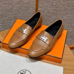 Hermes Royal Loafer Women Goatskin Sliver Buckle Naturel - Image 3