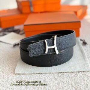Hermes Script Belt Buckle & Reversible Leather Strap 38 mm Box 135 and Togo Calfskin Permabrass Buckle Yellow Gold Noir Noir - Image 4