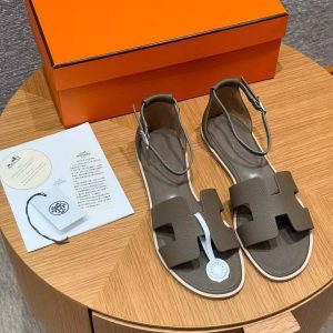 Hermes Santorini Sandal Women Epsom Calfskin Etoupe H182138Z X3360 - Image 3