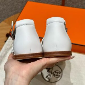 Hermes Santorini Sandal Women Swift Calfskin Blanc H182139Z 90350 - Image 5