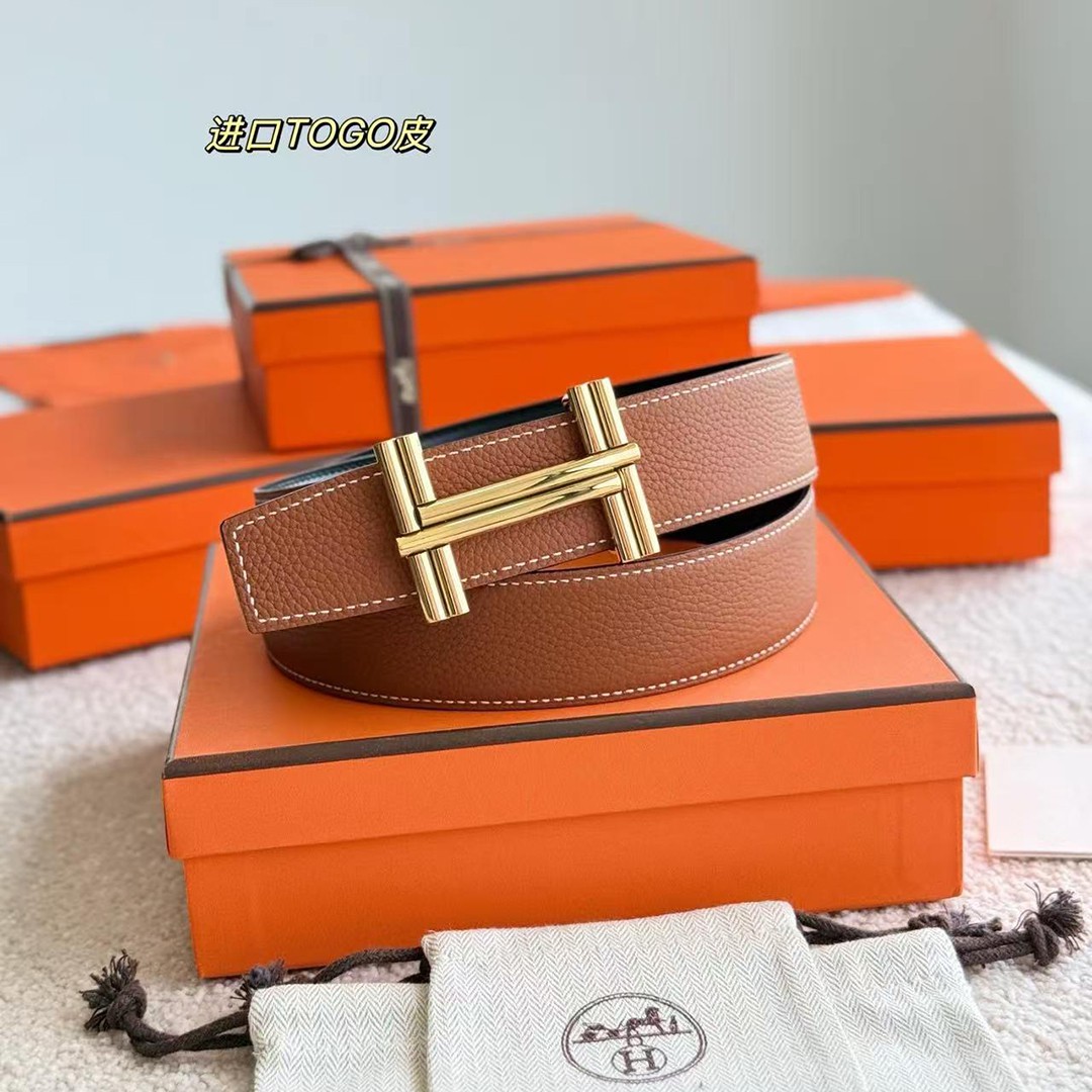 Hermes Traverse Belt Buckle & Reversible Leather Strap 38 mm Box 135 and Togo Calfskin Permabrass Buckle Yellow Gold Noir Gold - Image 3