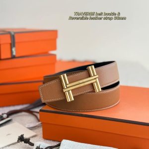 Hermes Traverse Belt Buckle & Reversible Leather Strap 38 mm Epsom Calfskin Permabrass Buckle Yellow Gold Noir Gold