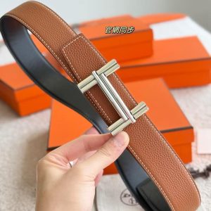 Hermes Traverse Belt Buckle & Reversible Leather Strap 38 mm Box 135 and Togo Calfskin Palladium Buckle Silver Noir Gold - Image 3