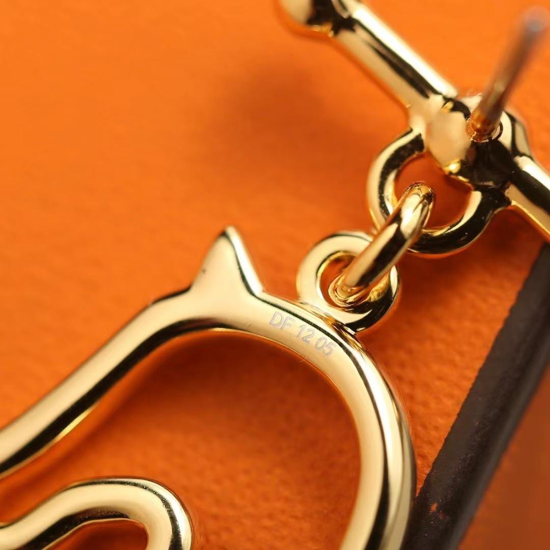 Hermes Tonnerre Earrings Lacquered Metal Yellow Gold New Capucine H100114F G3 - Image 3
