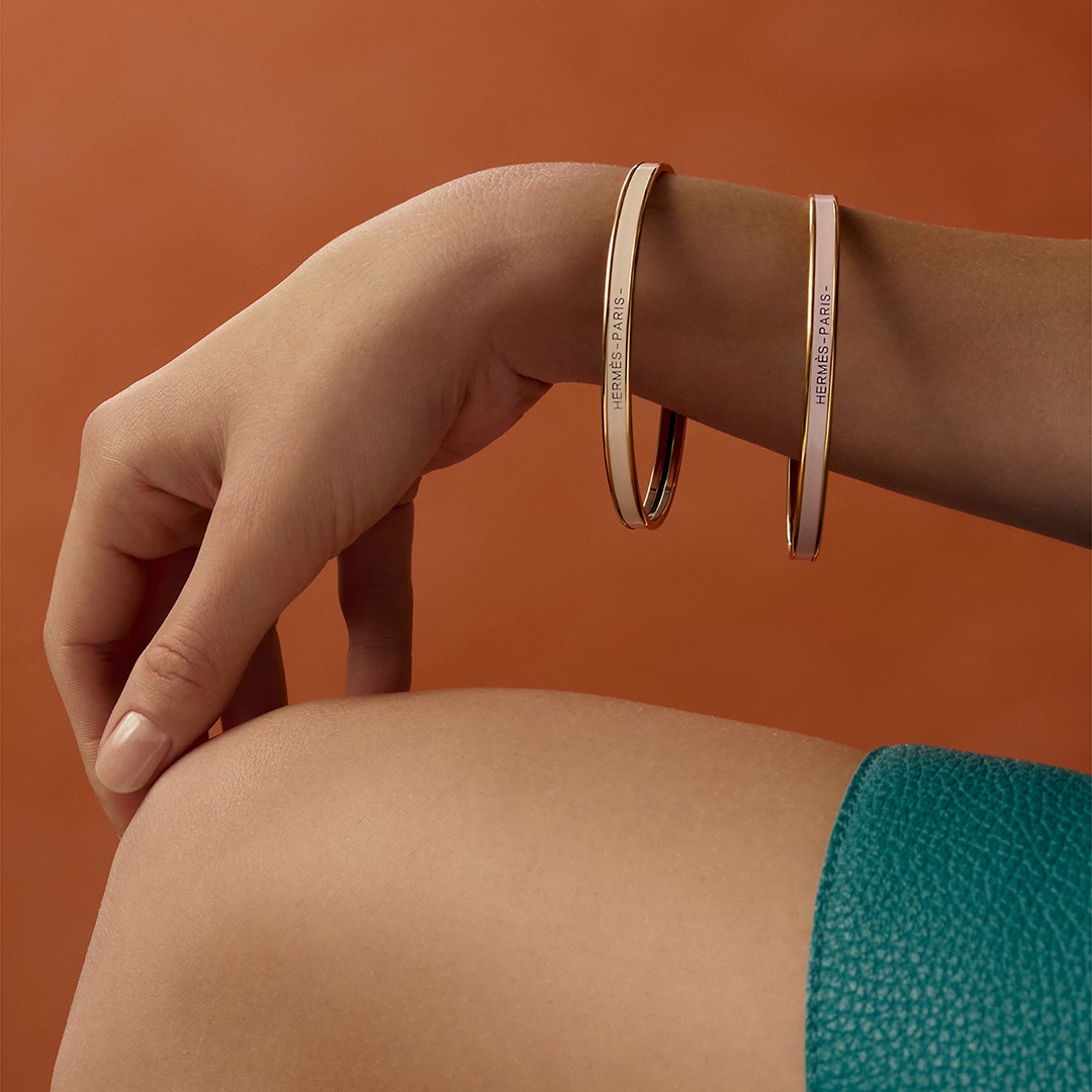 Hermes Uni Bangle Extra-narrow Bangle in Enamel Rose Gold Crème H240001FO8565 - Image 3