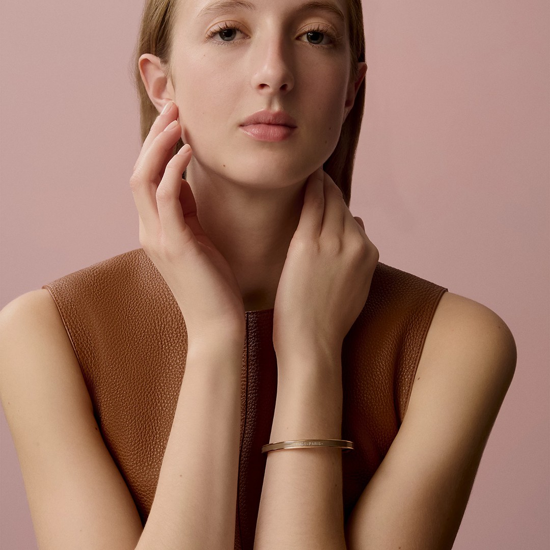 Hermes Uni Bangle Extra-narrow Bangle in Enamel Rose Gold Étoupe H240001FO6E65 - Image 3