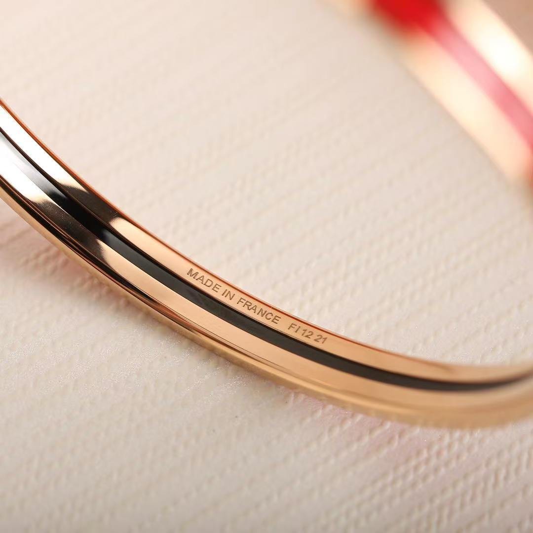 Hermes Uni Bangle Extra-narrow Bangle in Enamel Rose Gold Marron Glacé H240001FO1965 - Image 5