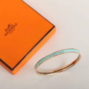 Alternative view of Hermes Uni Bangle Extra-narrow Bangle in Enamel Rose Gold Mint H240001FO5T65