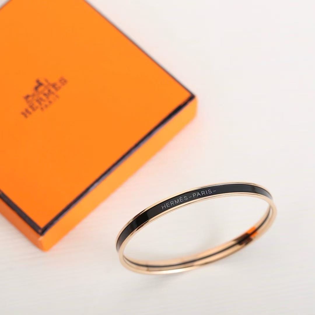 Hermes Uni Bangle Extra-narrow Bangle in Enamel Rose Gold Noir H240001FO0165 - Image 4