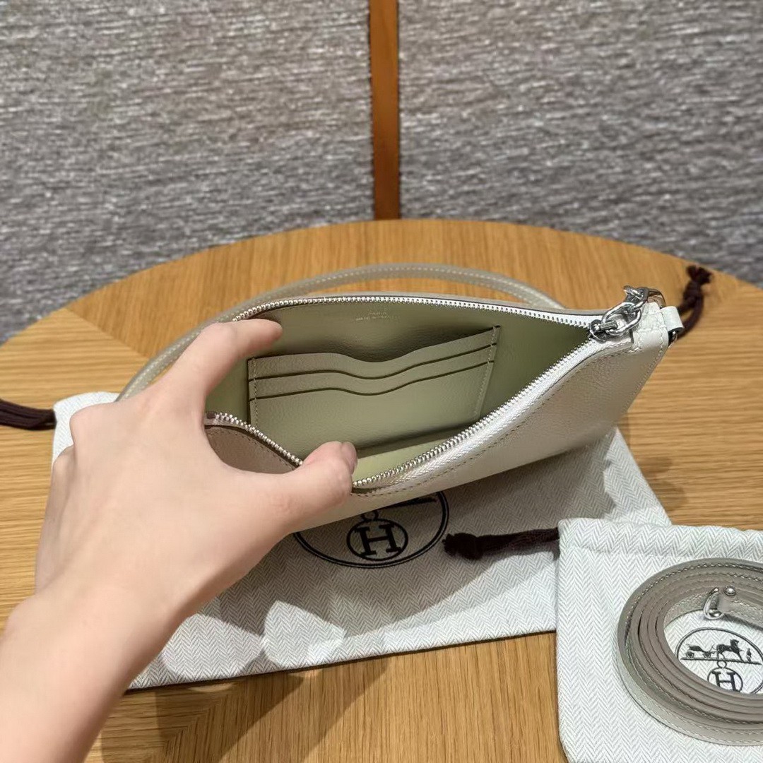 Hermes Zipengo Chaine d'Ancre To Go Pouch Handmade In Evercolor Calfskin Leather Silver Hardware 10 Craie - Image 12